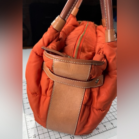 Kate Spade Vibrant Orange Quilted Puffer Satchel. With leather accents - Picture 4 of 8
